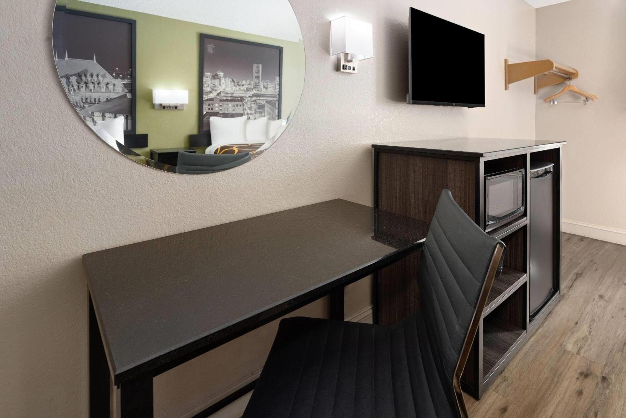 Super 8 By Wyndham Richmond Midlothian Turnpike Hotel Екстериор снимка